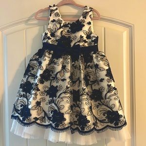 American Princess Navy and Gold Dress! 🌸 GORGEOUS! 2T